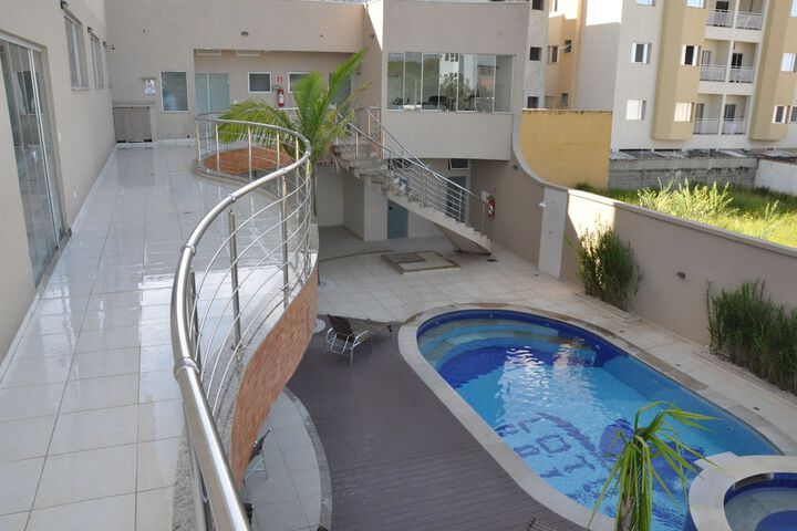 Hotel Pool