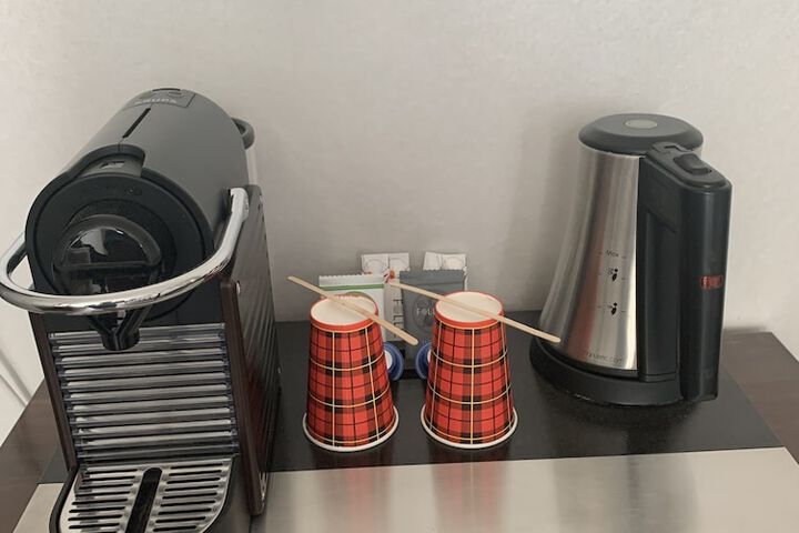Breakfast/Coffee Service 31 of 50