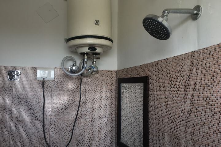 Room 21 of 27