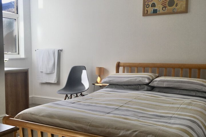 Room 18 of 27