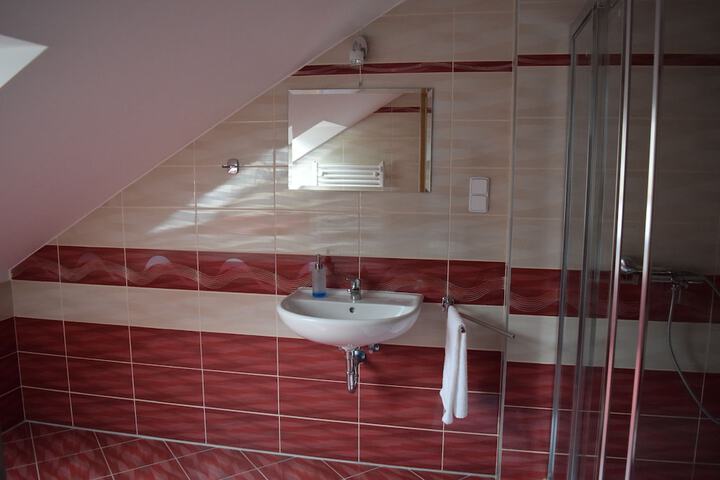 Room 45 of 90