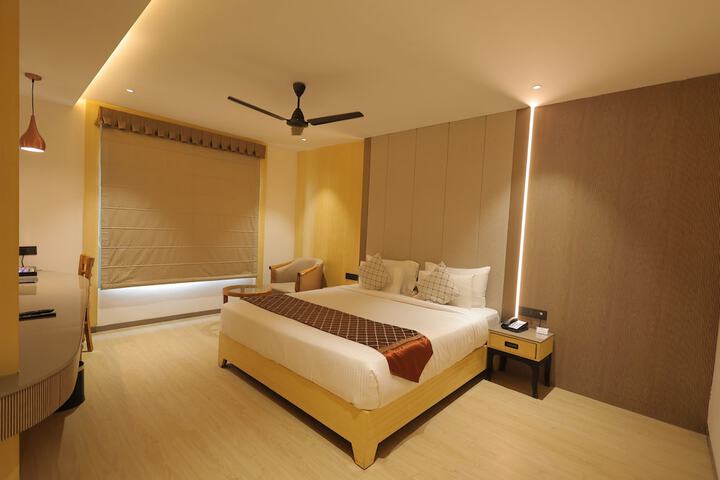Room 37 of 63