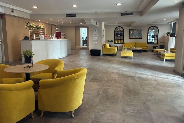 Hotel Lobby