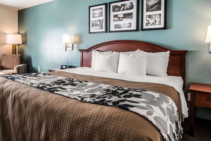 Upgrade King Bed (6 of 10)