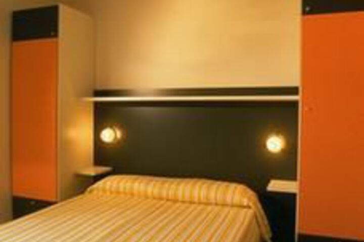Room 22 of 51