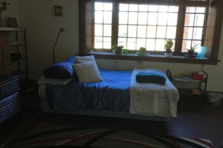 Room 136 of 180