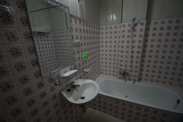Room 18 of 39