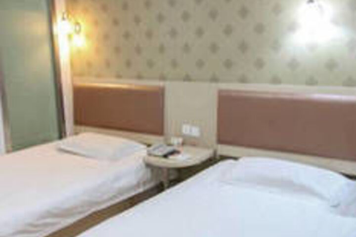 Room 20 of 29