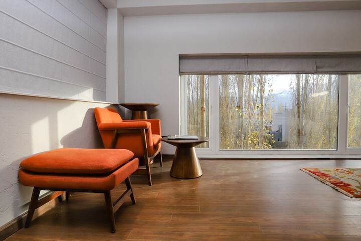 Room 10 of 23