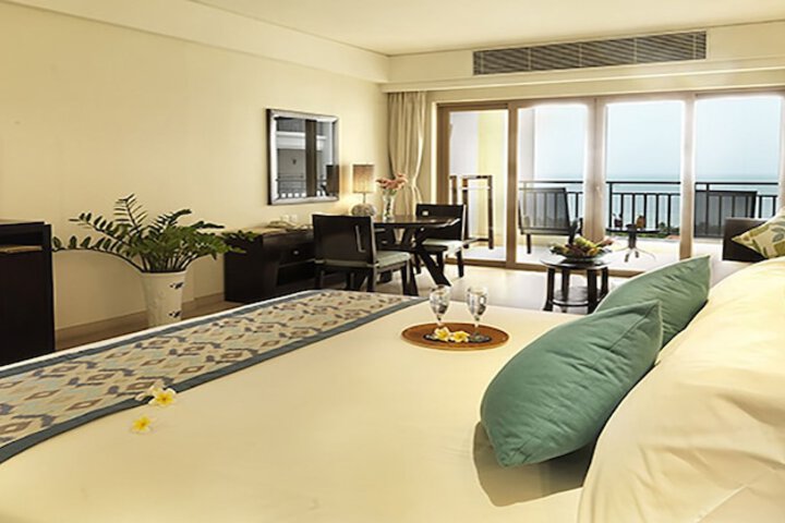 Room 16 of 35