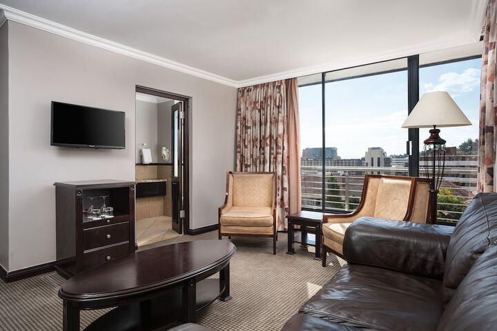 Room 18 of 85