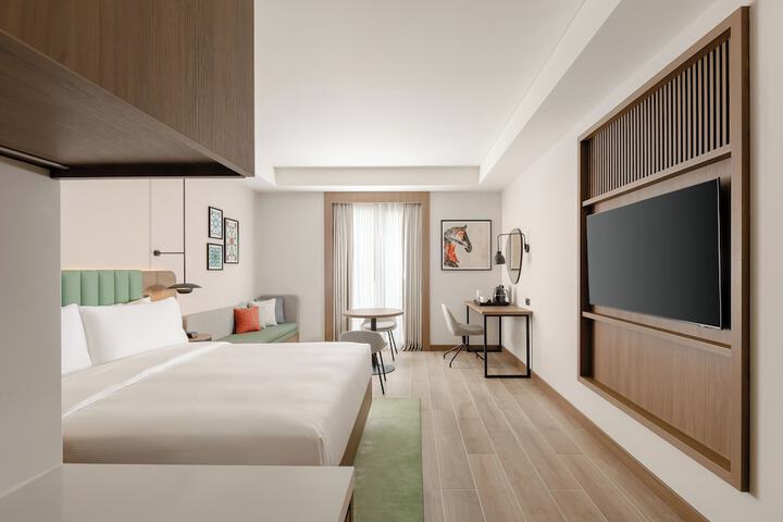 Room 46 of 118