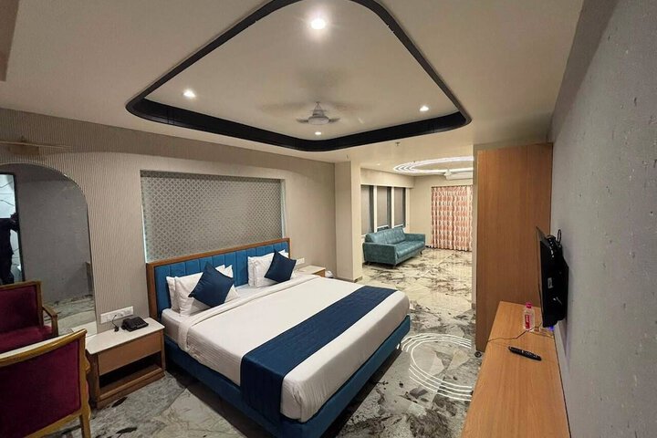 Room 37 of 121