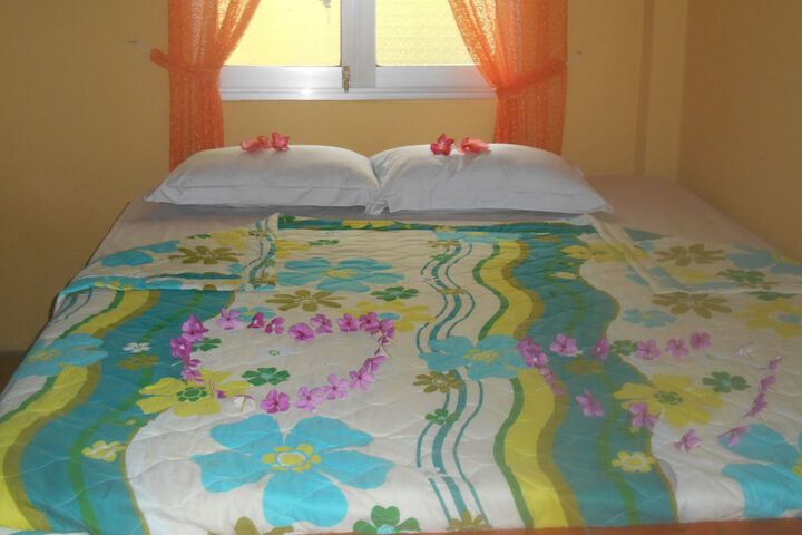 Room 5 of 34