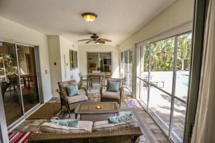 5150 Williams Dr. - M