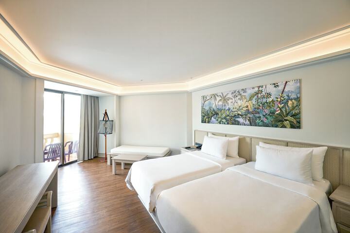 Room 26 of 128