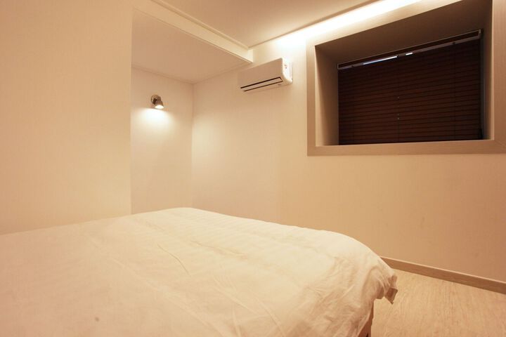Room 116 of 198
