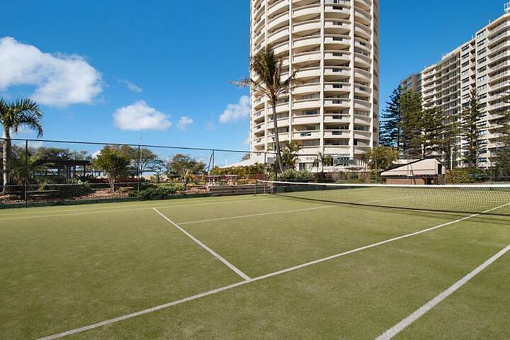 Tennis court