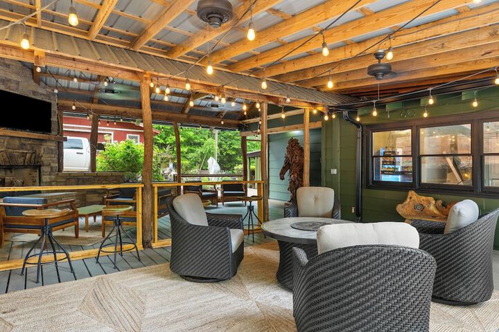 Terrace/Patio 24 of 29