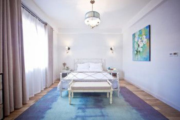 Room 18 of 37