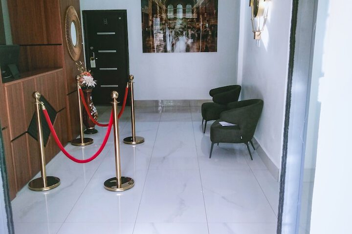 Hotel Interior 4 of 40