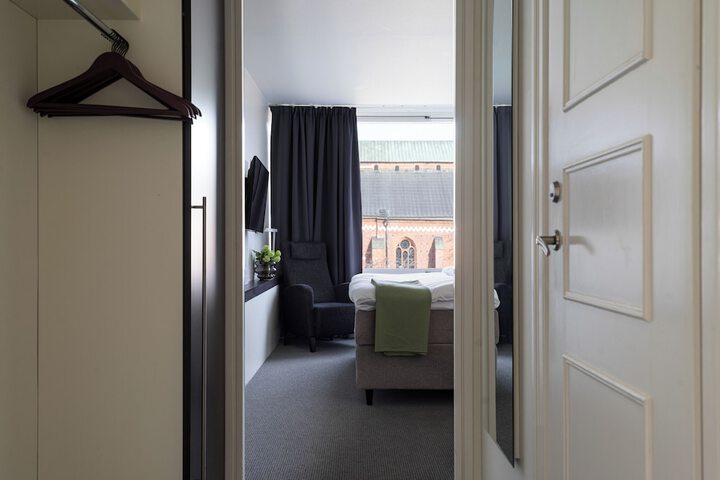 Room 39 of 114
