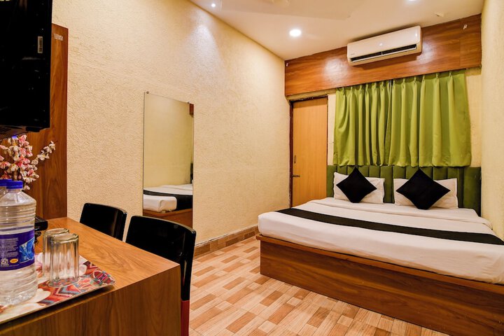 Room 21 of 30