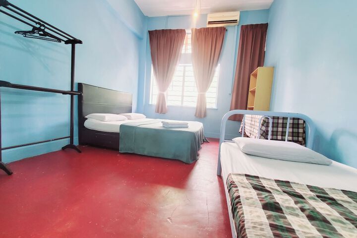 Room 21 of 50