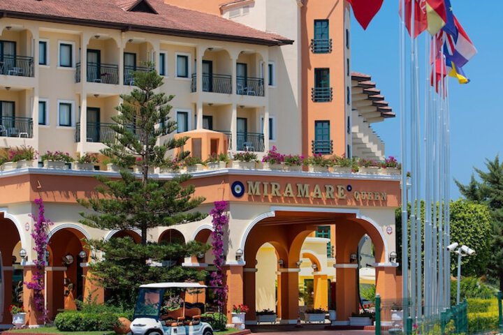 Hotel 194 of 203