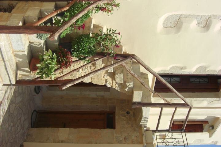 Hotel 80 of 84