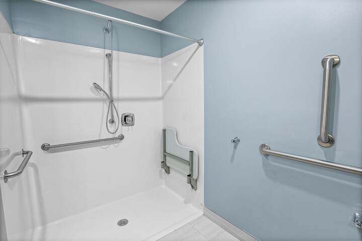 Room 16 of 20