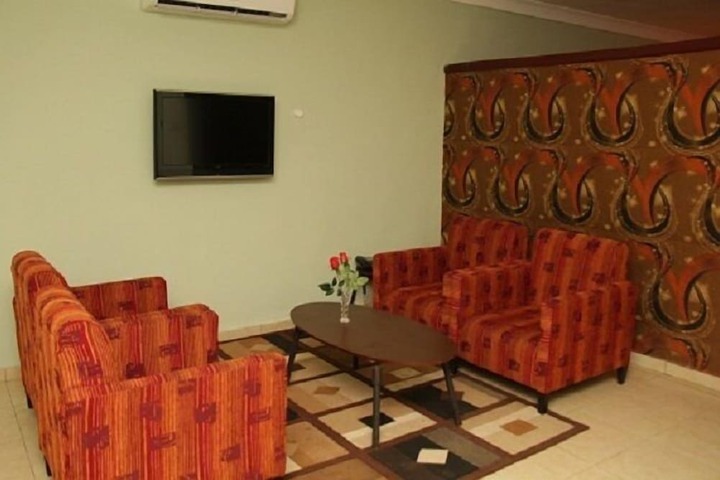 Room 8 of 41