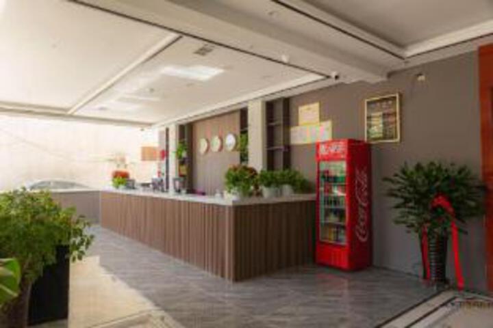 Hami Shengwang Hotel