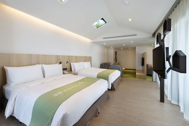 Room 18 of 60