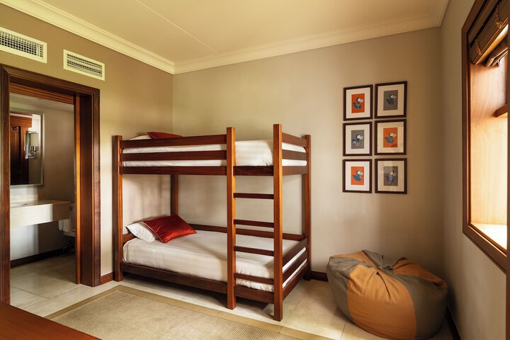 Room 67 of 239