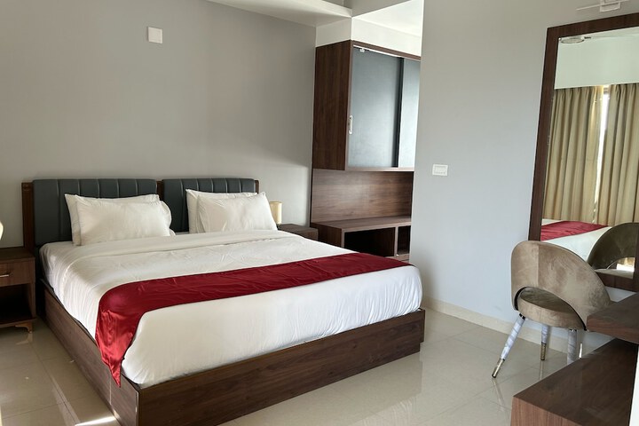 Room 15 of 50