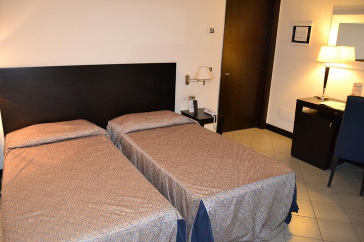 Room 14 of 52