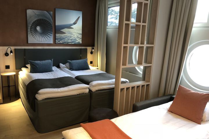Room 9 of 64