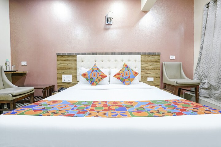 Room 19 of 28
