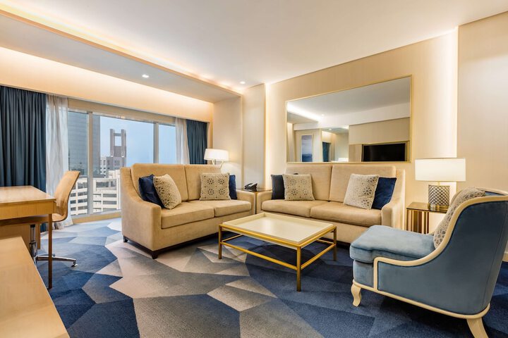 Room 52 of 269