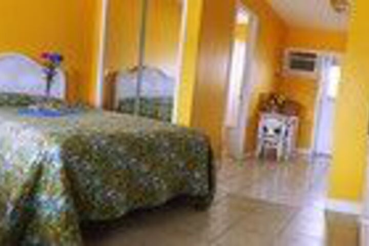 Room 3 of 8