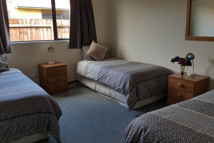 Room 4 of 42