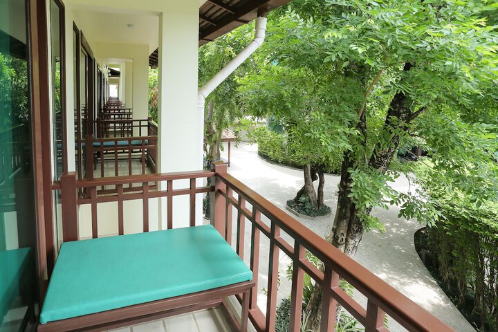 Hotel Exterior 51 of 51