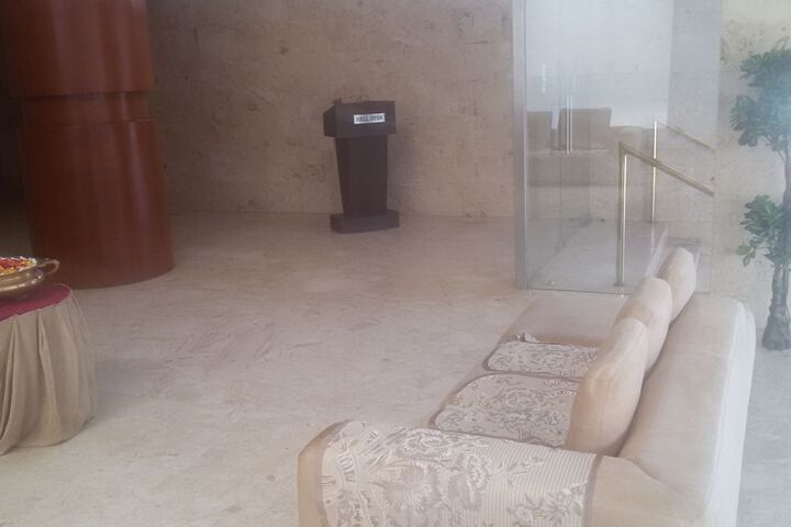 Hotel Interior 4 of 40