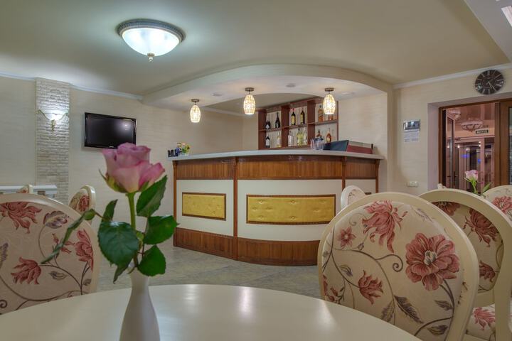 Lounge 57 of 75