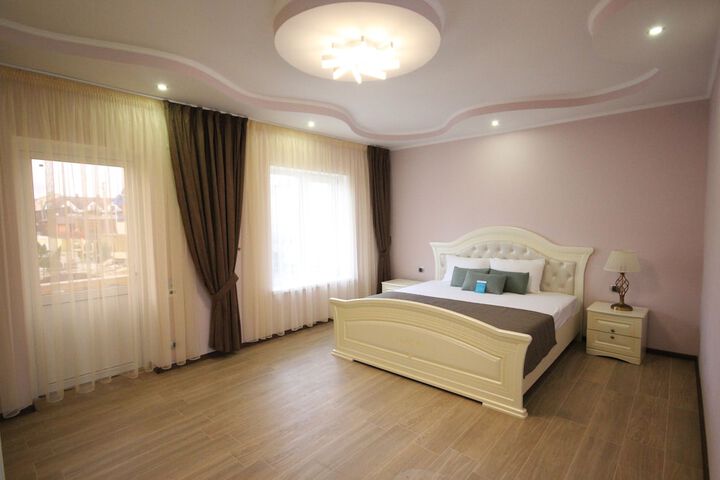 Room 5 of 30