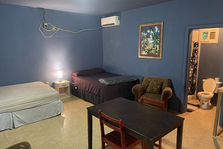 Room 8 of 19