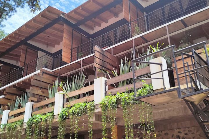 Hotel 194 of 209
