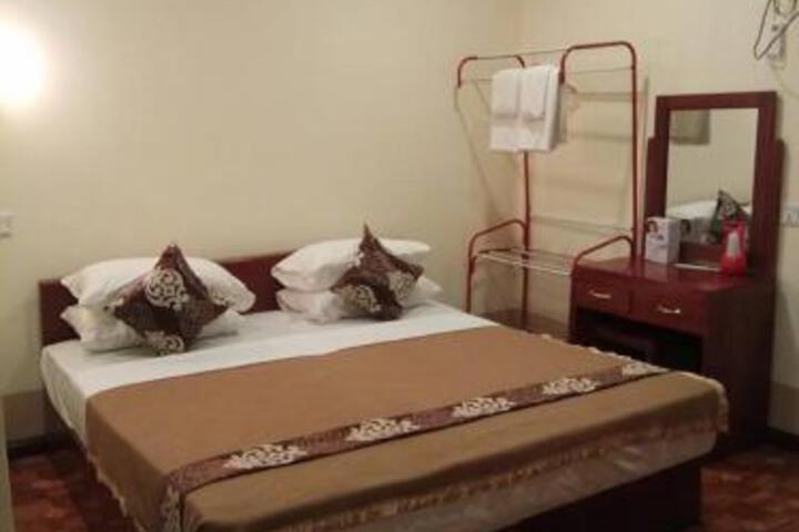 Hotel Sakhanthar Garden