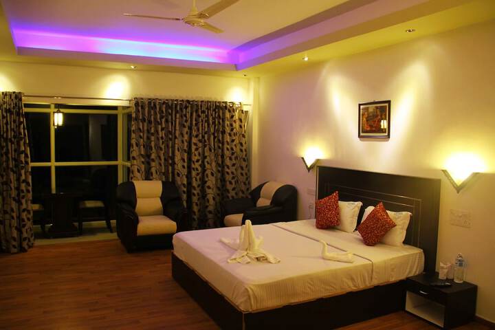 Room 5 of 47